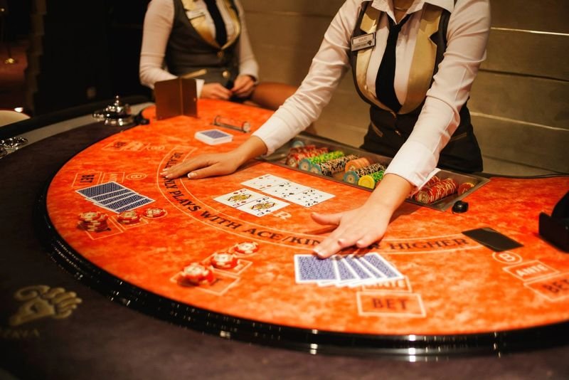 Co se řeší aktuálně na online casino fórech? [28/12]🤔