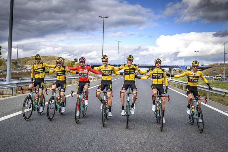 La Vuelta 2020: etapy, program, výsledky online. Celkovým vítězem se stal největší favorit Roglič!