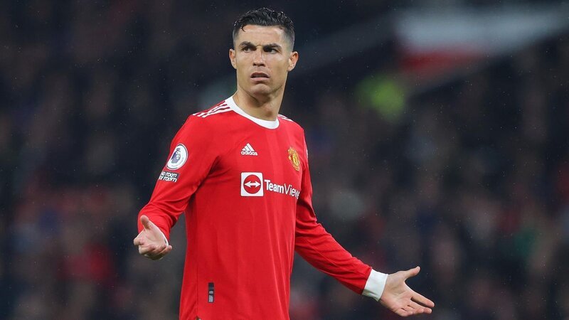 Chce Ronaldo pryč? Manchester odletěl na turné bez portugalské hvězdy.