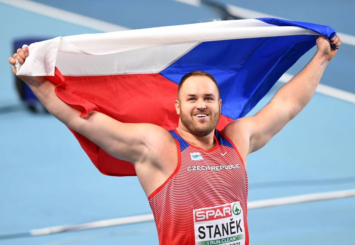 Tomáš Staněk po zisku zlaté medaile v Toruni