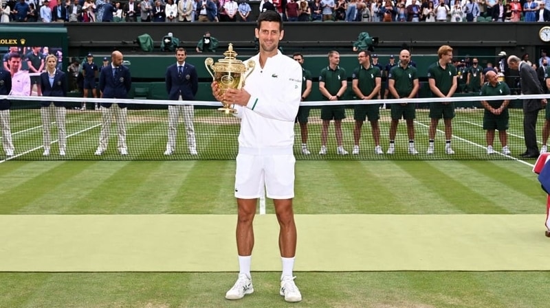 Loňský vítěz Wimbledonu Djokovič